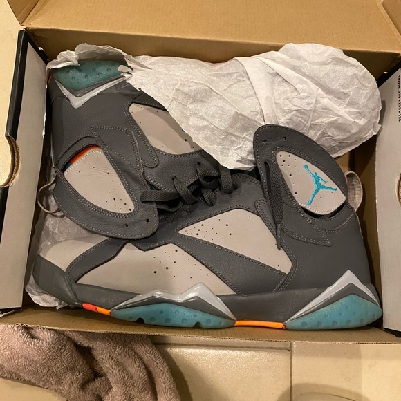 Barcelona Jordan 7s 🔥🔥🔥🔥 - Picture 3 of 4